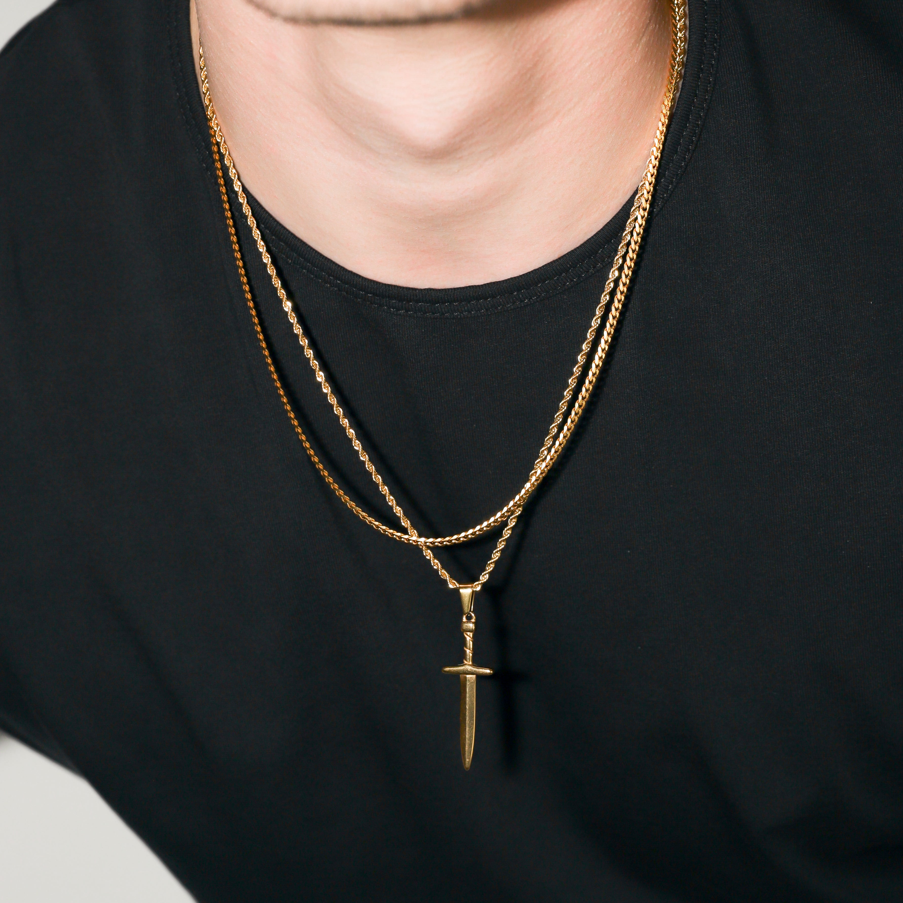 Dagger Pendant Set