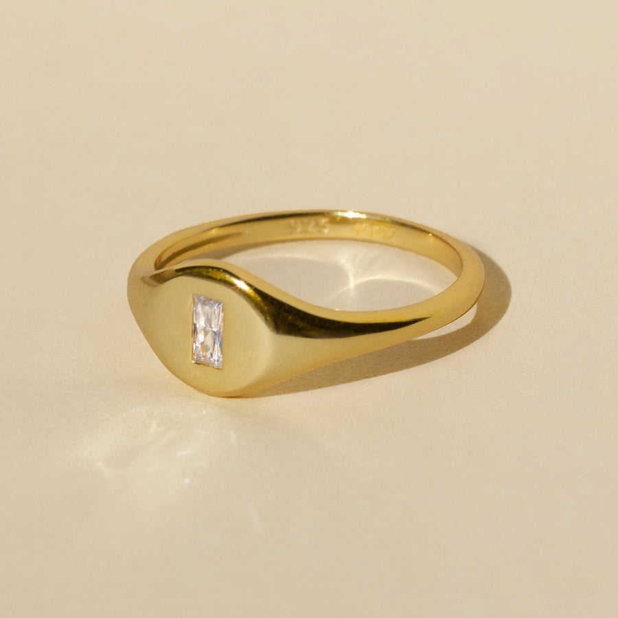 Baguette Signet Ring – Heart Made of Gold