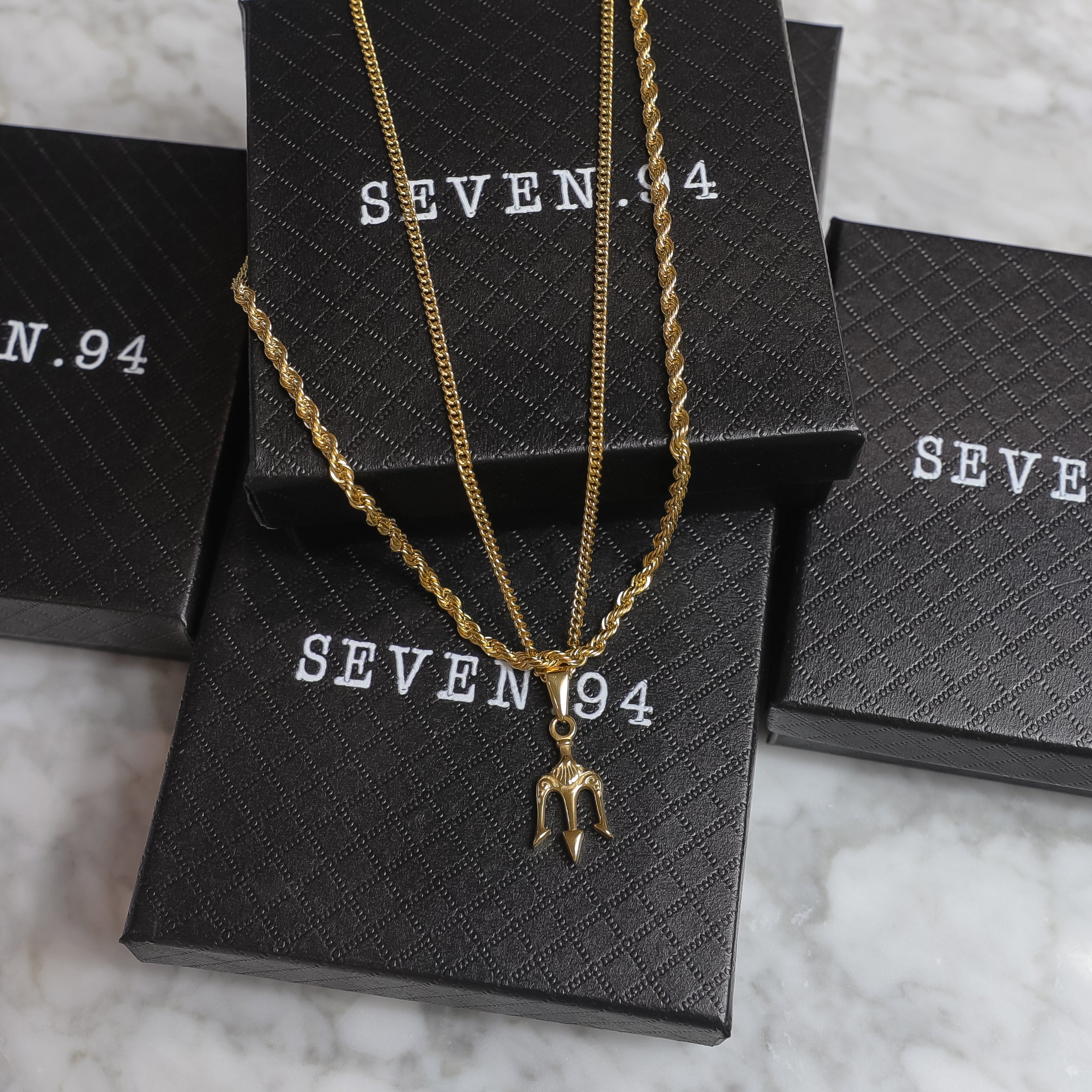 Neptune's Trident Pendant Gold Set