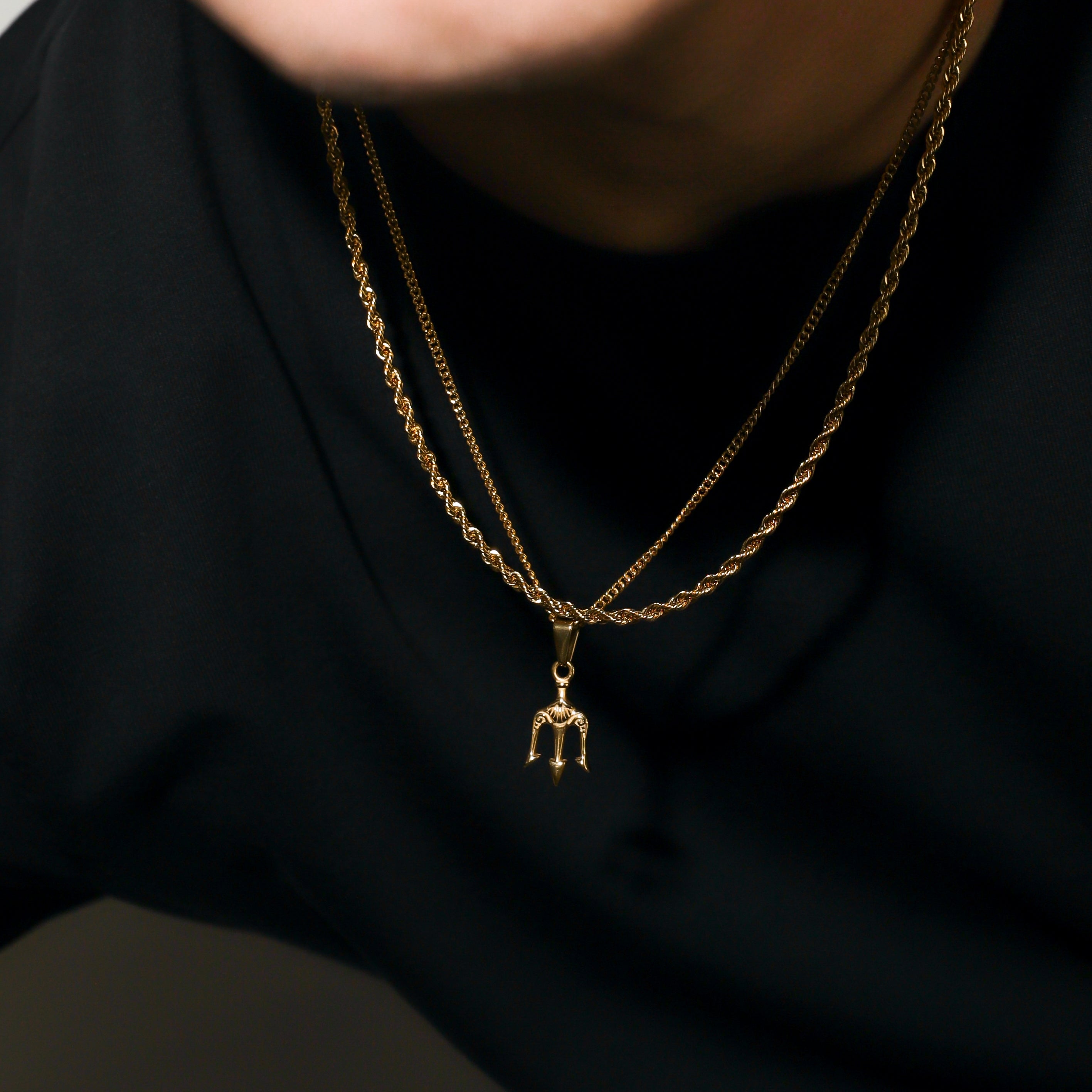 Neptune's Trident Pendant Gold Set